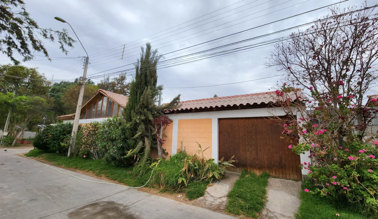 ad001f46-be94-4b0d-b03a-efea6ac31a05